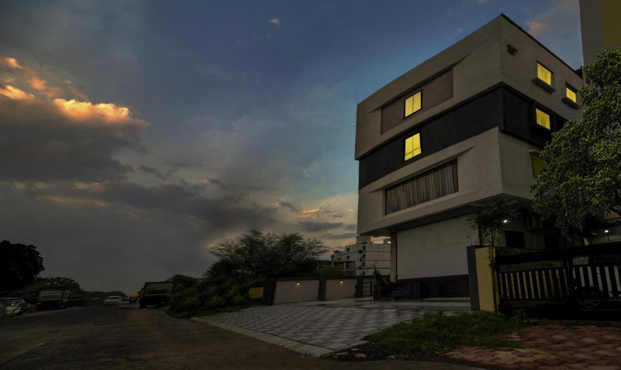 Hotel Signature Planet Indore Ngoại thất bức ảnh