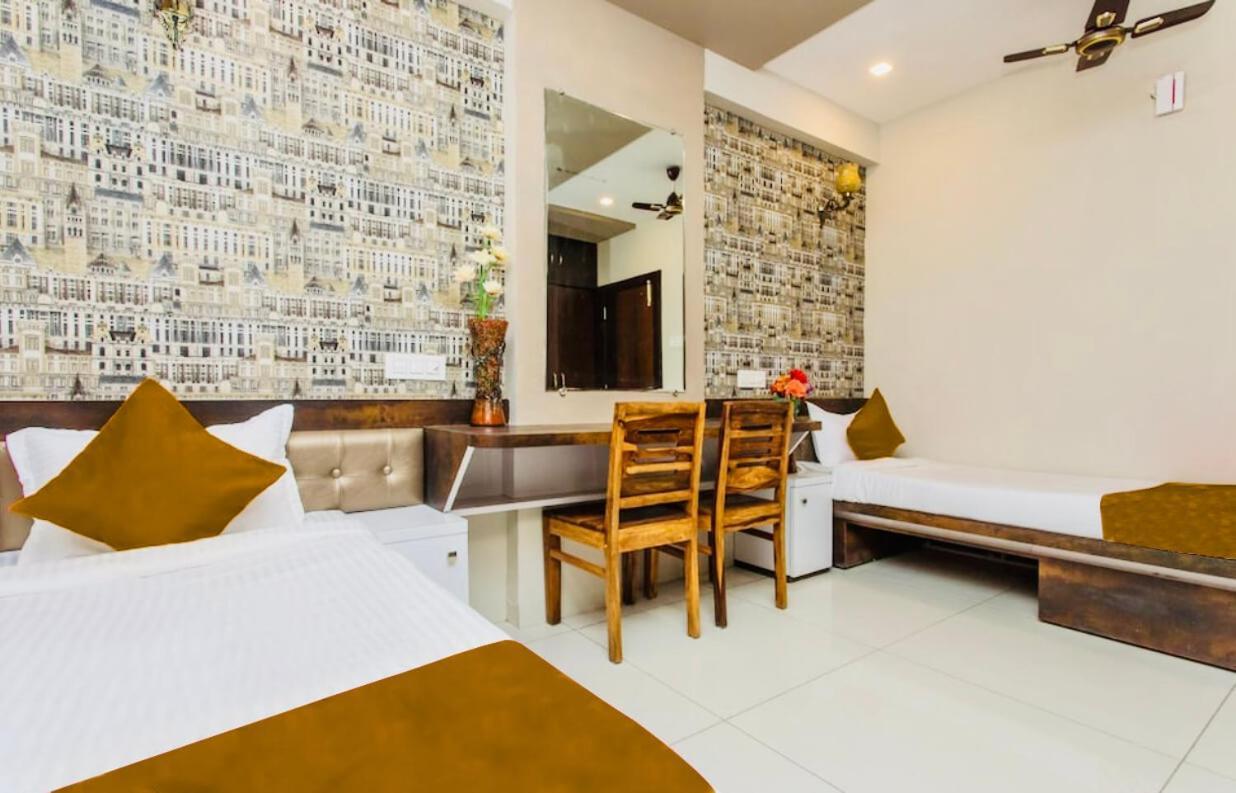 Hotel Signature Planet Indore Ngoại thất bức ảnh