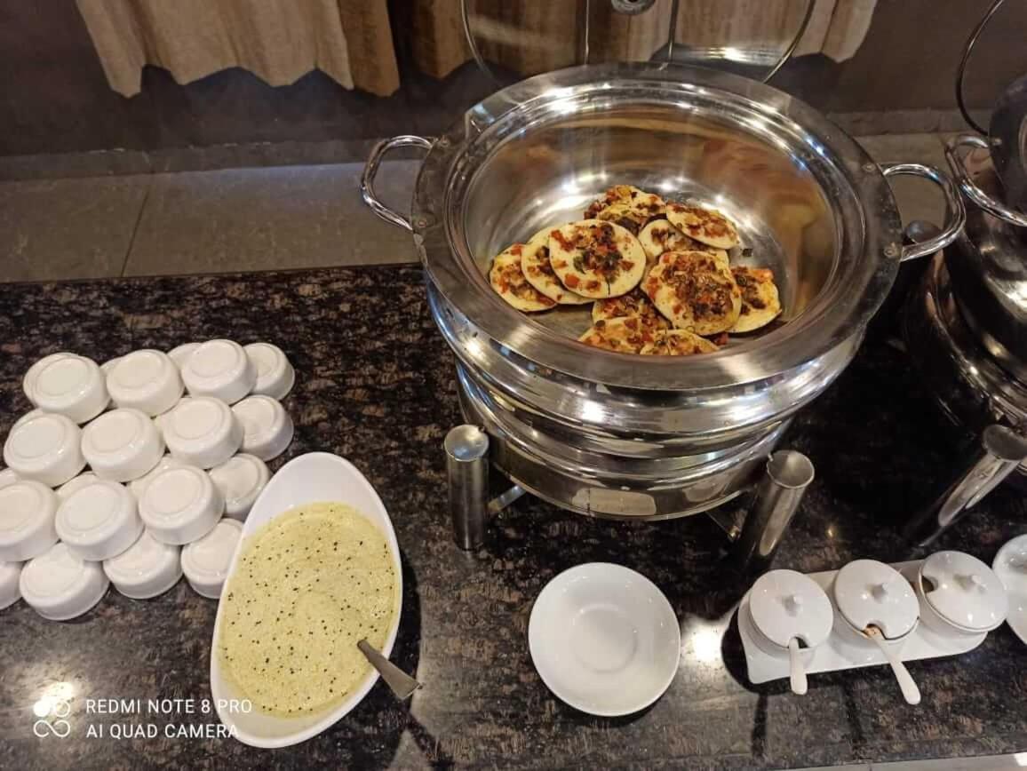 Hotel Signature Planet Indore Ngoại thất bức ảnh