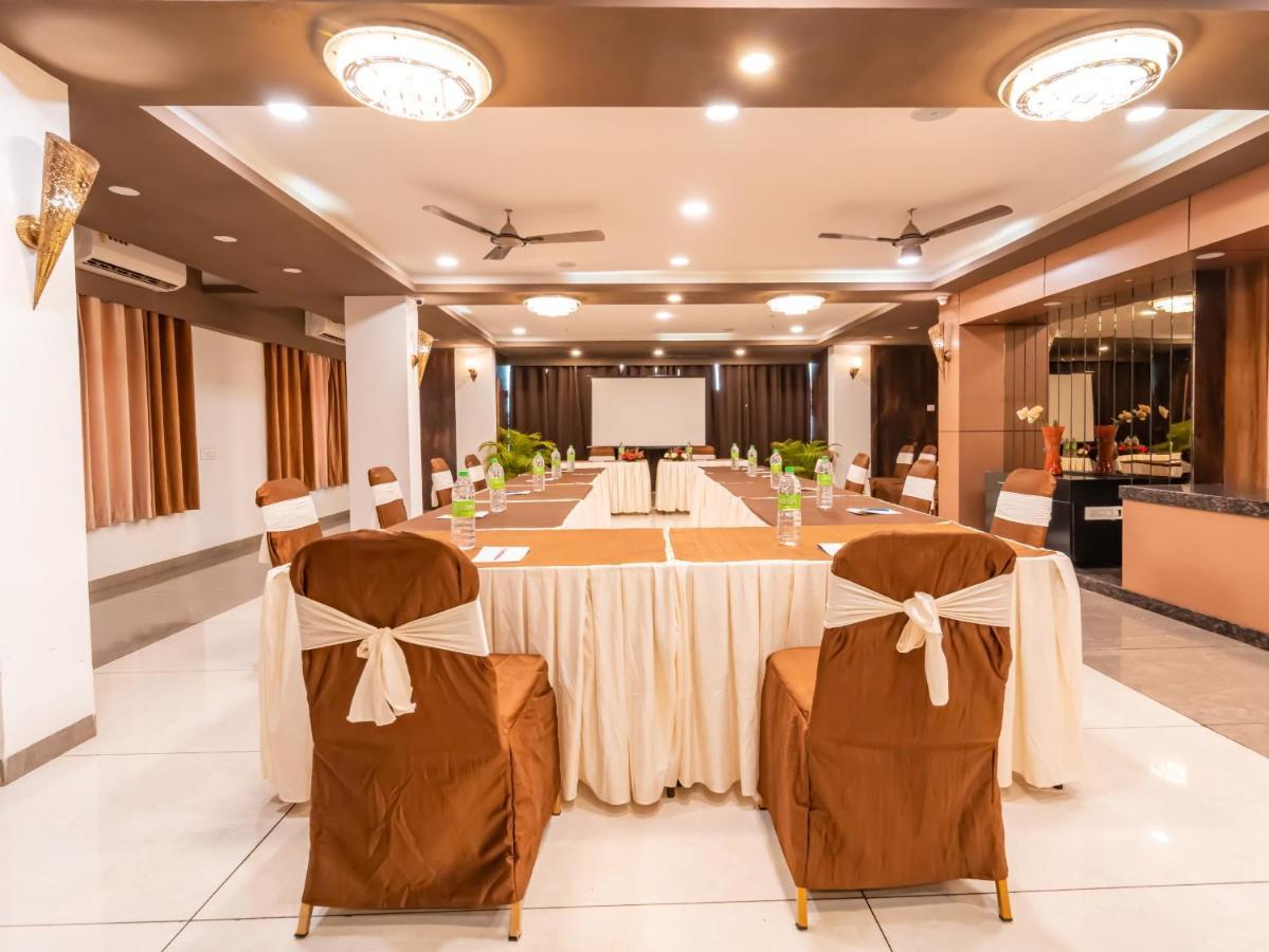 Hotel Signature Planet Indore Ngoại thất bức ảnh