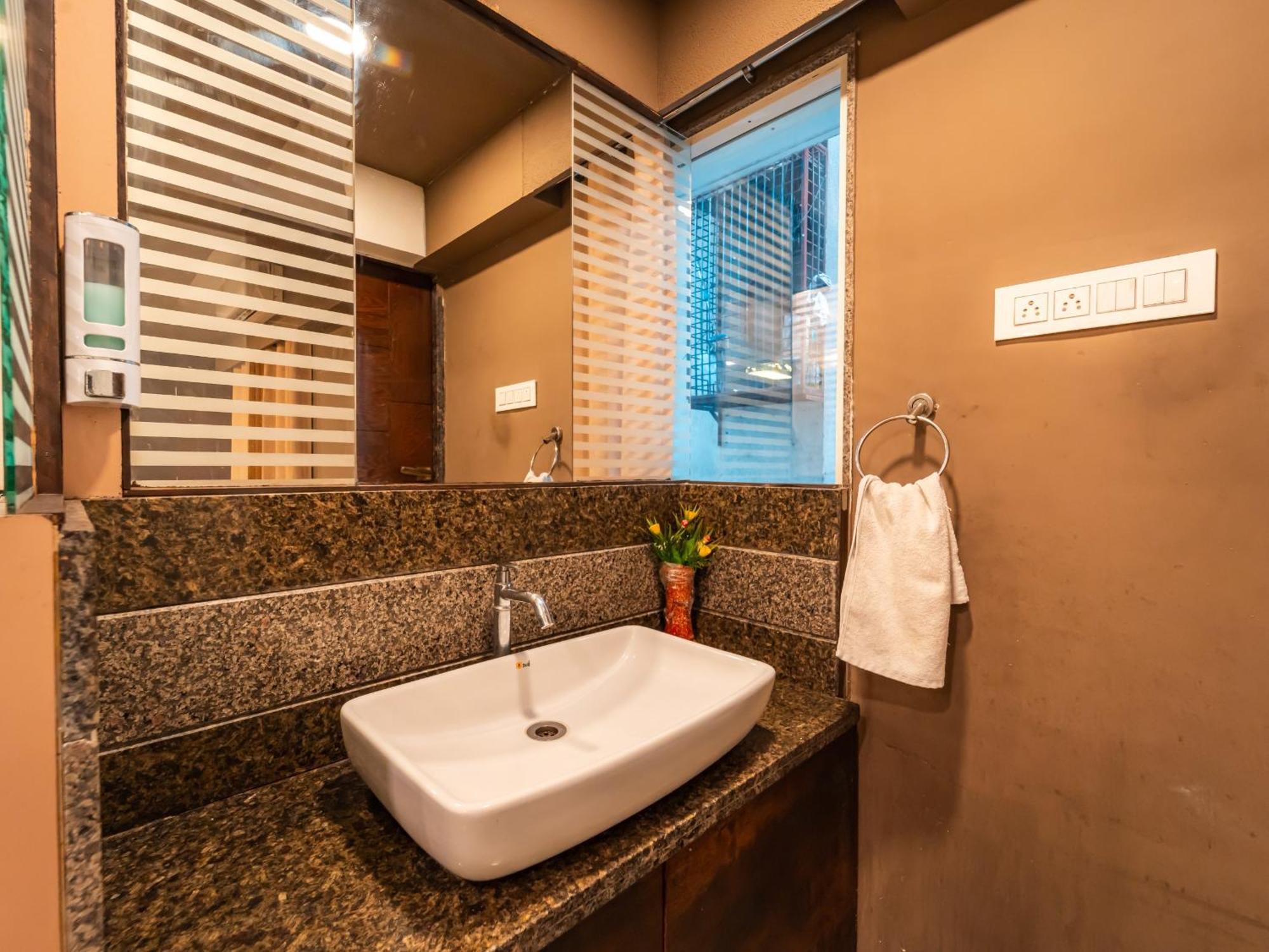 Hotel Signature Planet Indore Ngoại thất bức ảnh